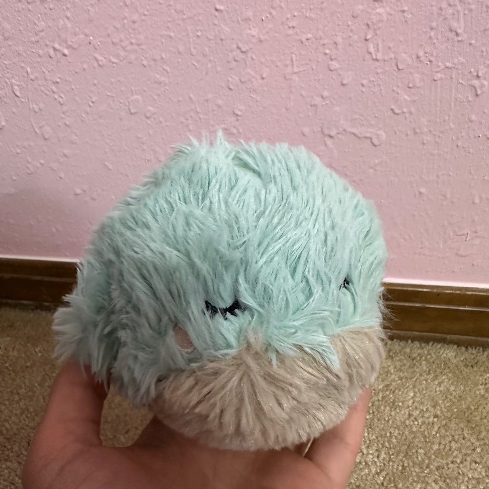 Manhattan Toy Cute Teal Whale Squeezemeez Soft Ball Stuffed Animal Plush 4" EUC